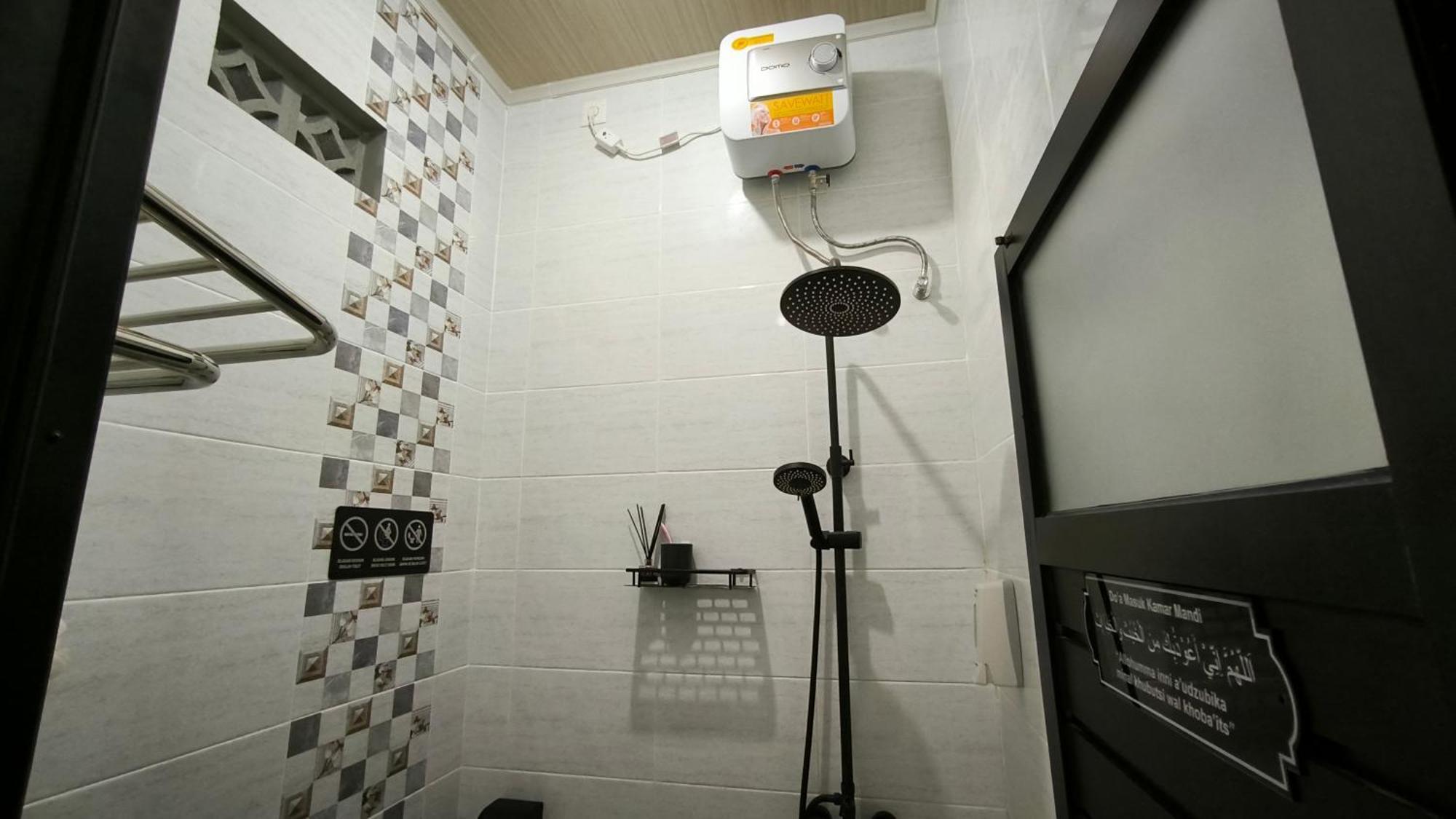 Premier Homestay Syariah 칼라산 외부 사진
